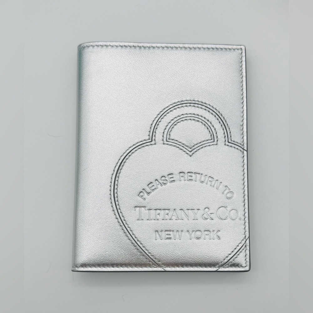 Tiffany & Co. Silver RTT Passport Holder - Picture 2 of 4